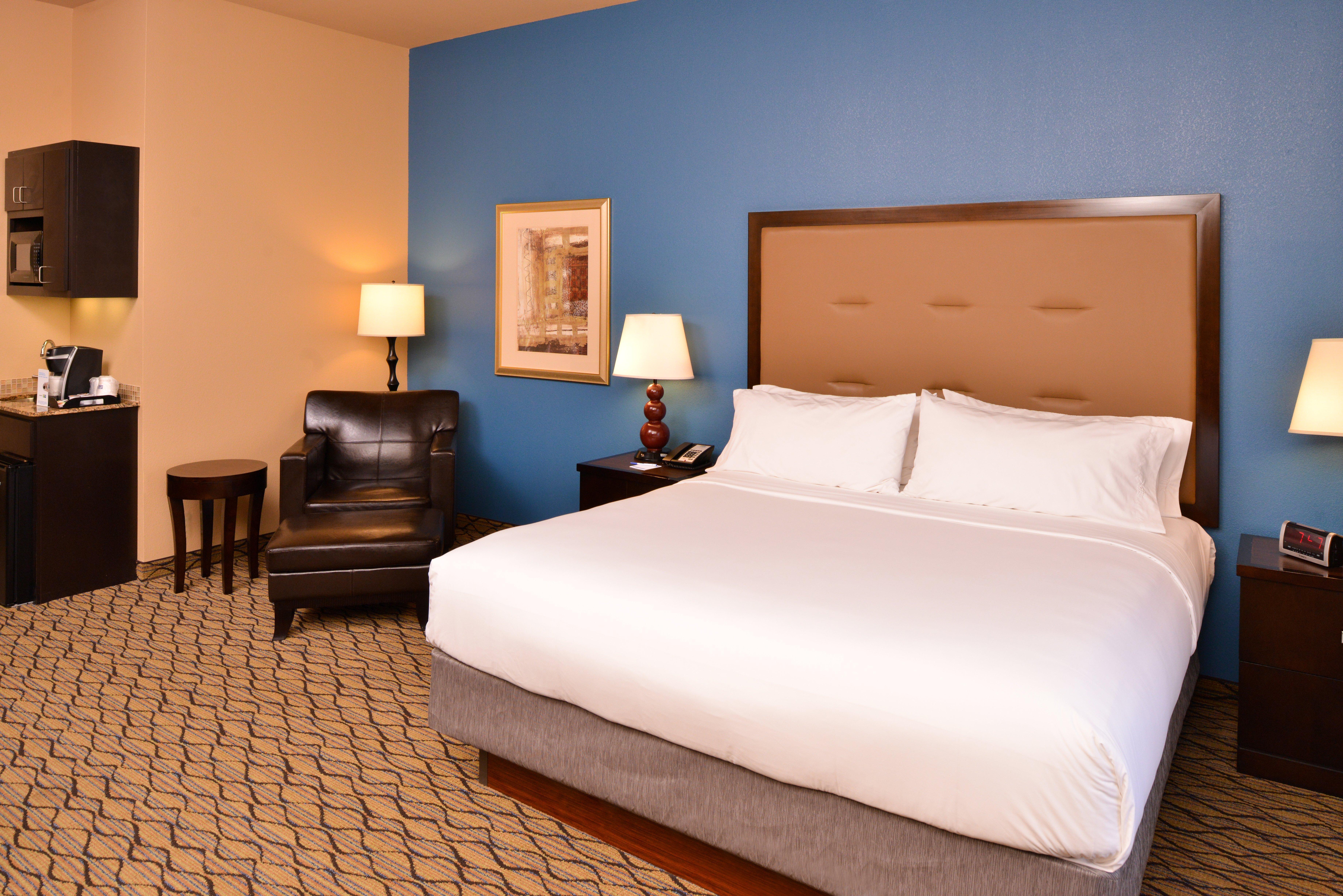 Holiday Inn Express Hotel & Suites Wichita Falls, An Ihg Hotel Екстер'єр фото