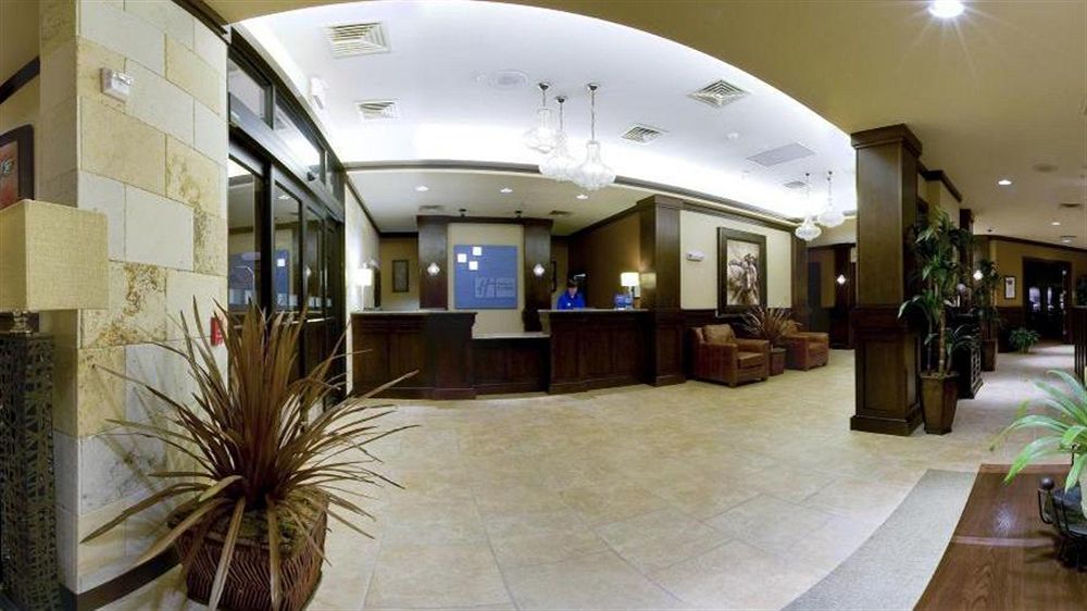 Holiday Inn Express Hotel & Suites Wichita Falls, An Ihg Hotel Екстер'єр фото